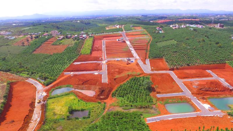 Lâm Đồng: Cho cá nhân phân lô quả đồi 30 - 40ha có trái Luật kinh doanh bất động sản?